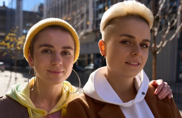 From siloed to synced: break down cx barriers across insights, ops, and digital