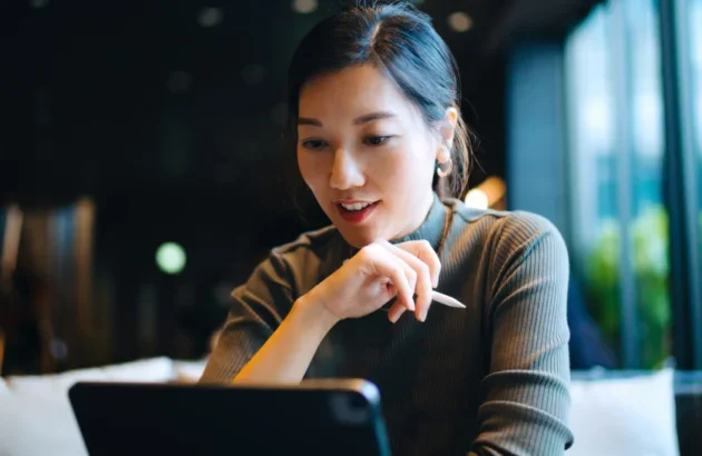 Ai agents simplify dashboards into actionable storytelling