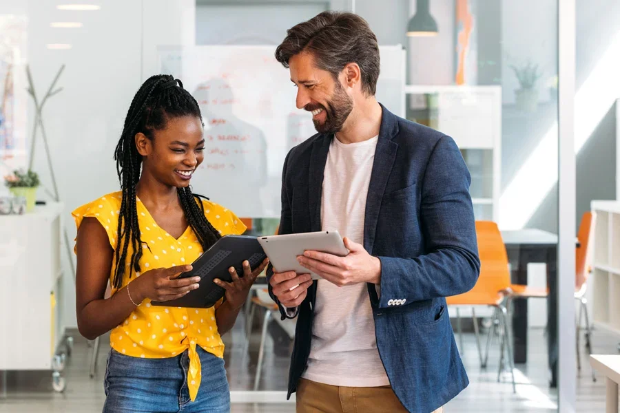 Compass One breaks down barriers to the bedside for nonclinical support staff aHViPTEyNTczNSZjbWQ9aXRlbWVkaXRvcmltYWdlJmZpbGVuYW1lPWl0ZW1lZGl0b3JpbWFnZV82MzUyOTNlN2JlY2I1LmpwZyZ2ZXJzaW9uPTAwMDAmc2lnPTgzNWMwY2RhZjBiNGFiYmZlM2Q2ZjAwNTIzNGVmZWEz